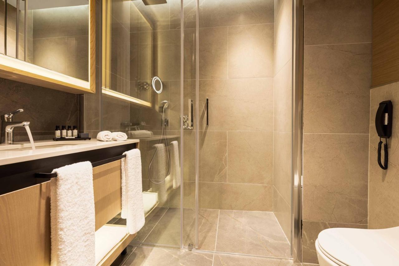 ホテル Movenpick Living Istanbul Camlivadi エクステリア 写真
